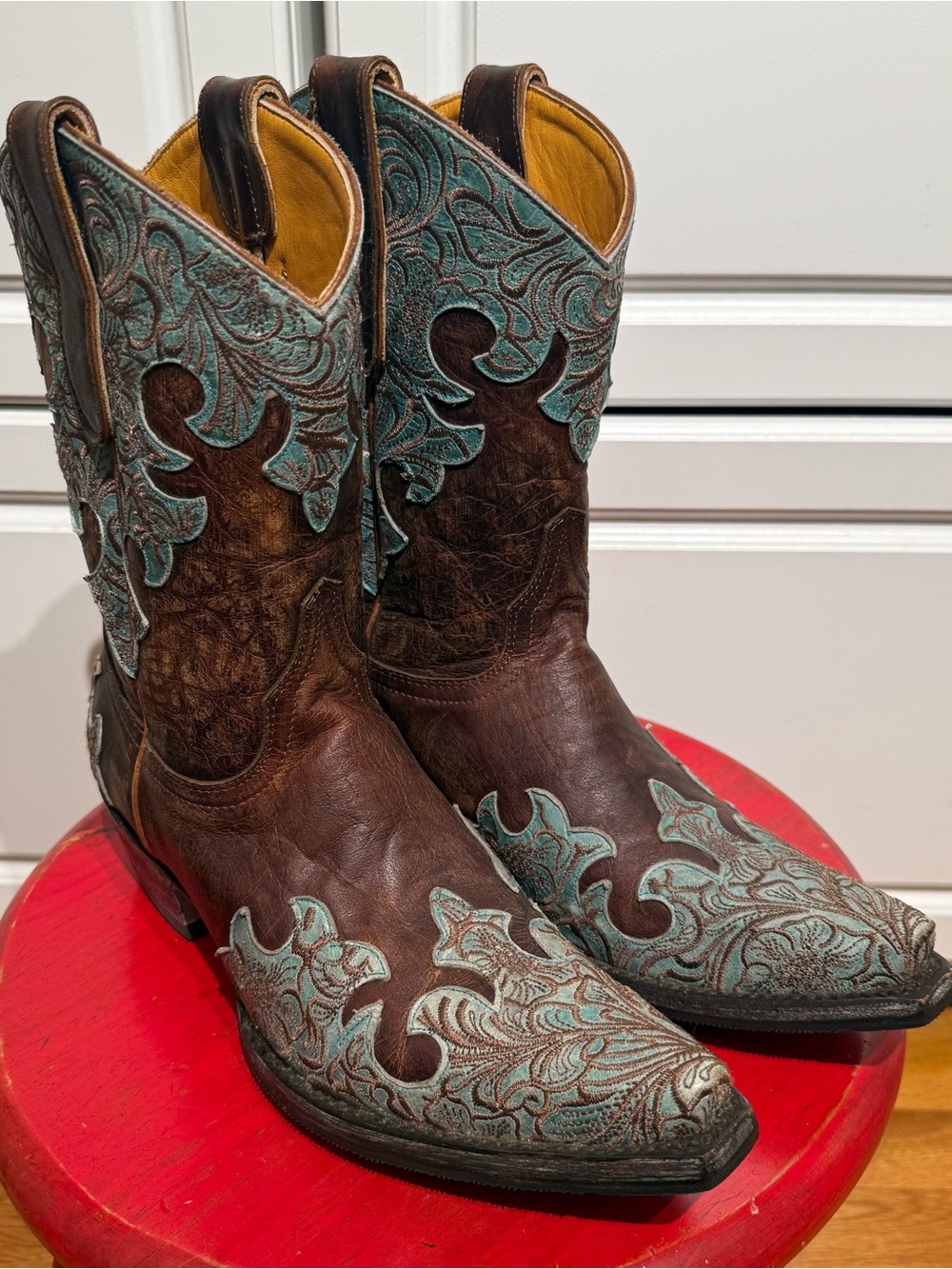 Old Gringo Brown Leather Boots with Turquoise & Brown Embroidery Accents 8.5